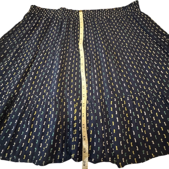NWT Loft Mini Skirt Navy with Pattern XL - Picture 6 of 6